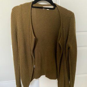 Ann Taylor LOFT olive green zip cardigan sweater